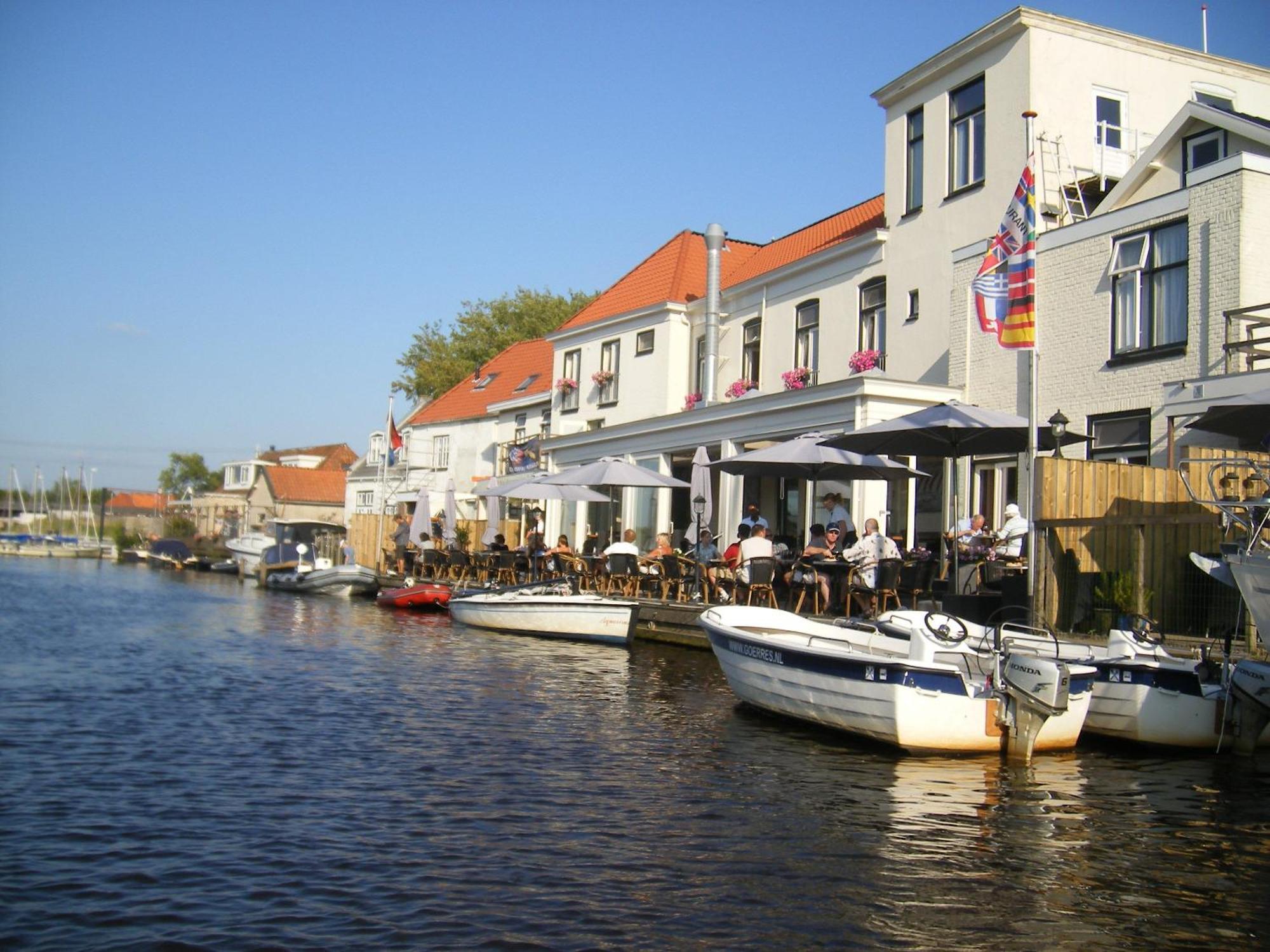 Hotel Restaurant Goerres Akkrum Esterno foto